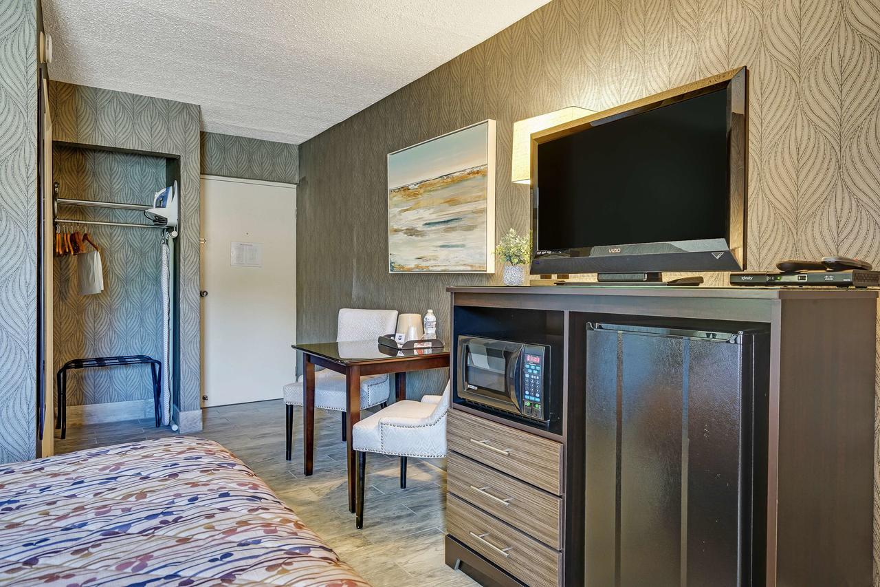 Blue Creek Inn Waretown Luaran gambar